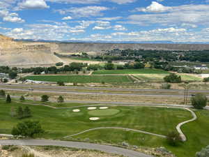 Bird's eye view with a mountain view