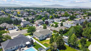 Drone / aerial view featuring a mountain view