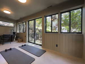 Exercise area with carpet floors