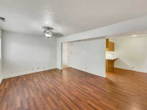 Photo 5 of 1227  RIVERSIDE AVE #50