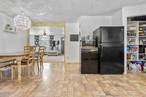 Kitchen Dinning Area