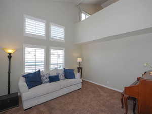 Formal sitting room