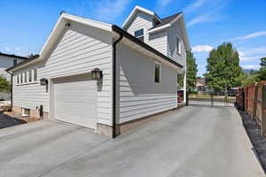 Back-entry garage; gate