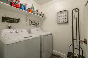 Laundry room with independent washer and dryer