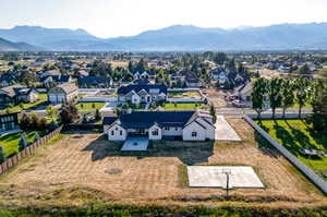 Aerial view with a mountain view