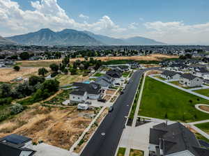 Drone / aerial view featuring a mountain view