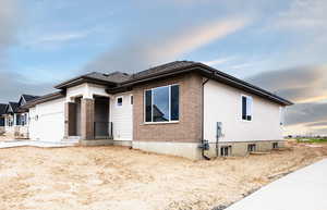 View of front of house featuring a garage