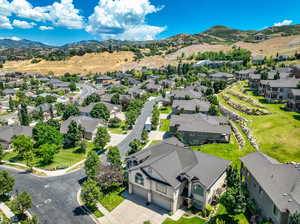 Drone / aerial view featuring a mountain view