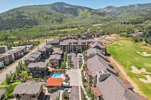 Bird's eye view with a mountain view