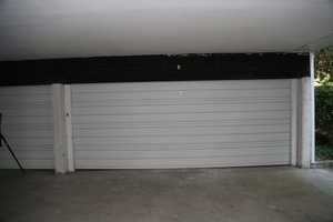 2 car garage with auto opener