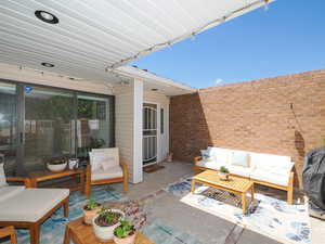 View of patio / terrace with outdoor lounge area