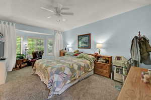 MASTER BEDROOM W/BAY WINDOW!