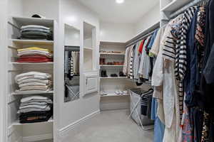 Walk-in Closet