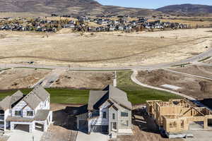 Drone / aerial view featuring a mountain view