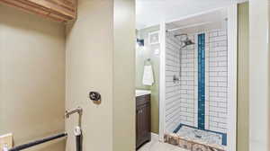 With double vanity, shower and 3/4 complete bathtub