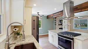 Beautifully updated kitchen