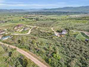 Bird's eye view featuring a mountain view