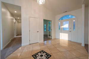 Foyer/entry