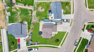 Birds eye view of property