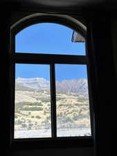 Interior details with a mountain view