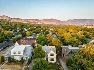 Bird's eye view with a mountain view