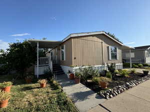 View of manufactured / mobile home