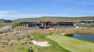 Nicklaus #18, Clubhouse and Convention Center