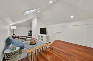 LOFT BONUS ROOM