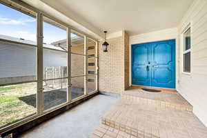 Photo 4 of 644  BEECHER AVE