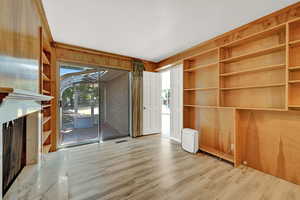 Photo 9 of 644  BEECHER AVE