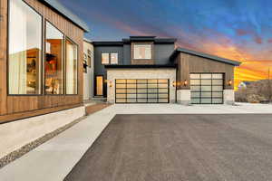 Contemporary 3 car garage