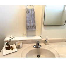 Bathroom 2 with sink