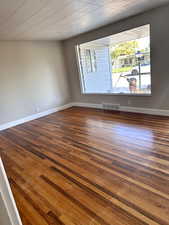 Photo 4 of 3164 W MARK AVE