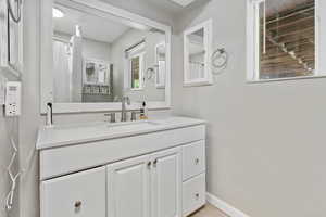 Upstiars bathroom with quartz countertop