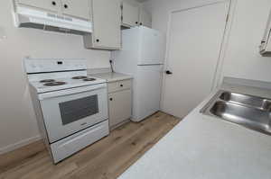 New appliances (refrigerator  and range)