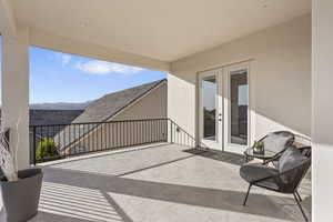 View of patio / terrace featuring a mountain view