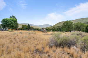 View of mountain feature