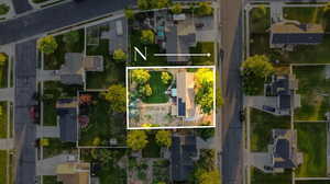 Birds eye view of property