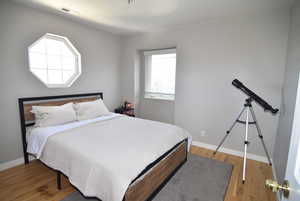 Upstairs bedroom #5