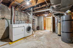 Basement with washing machine and dryer