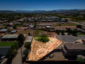 Drone / aerial view featuring a mountain view