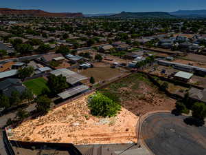 Bird's eye view with a mountain view