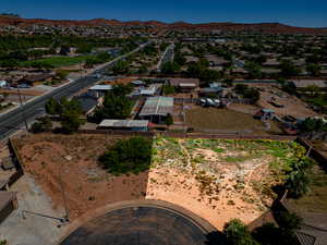 Drone / aerial view featuring a mountain view