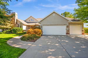 View of front of house featuring a garage