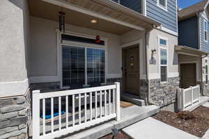 View of entry/covered patio