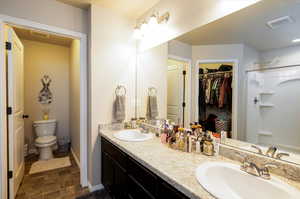 Master Bath w/ double vanity