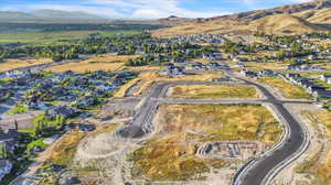 Bird's eye view with a mountain view