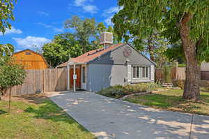 View of front of home featuring a front yard