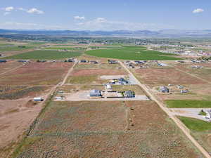 Bird's eye view featuring a mountain view