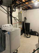 Clothes washing area with washer / dryer